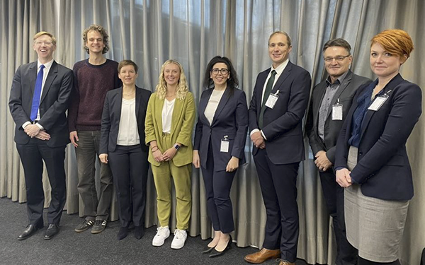 Daniel Kahl (pictured third from right) attends the Allianz Climate Risk Award competition in Munich, Germany. Daniel Kahl (pictured third from right) attends the Allianz Climate Risk Award competition in Munich, Germany.