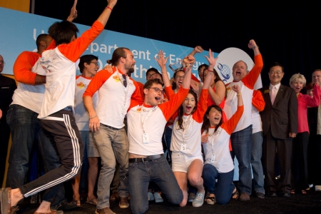 UCI-led Team Orange County’s Zero-net Energy Home Inspired by the California Poppy Wins Second Place in Engineering Category